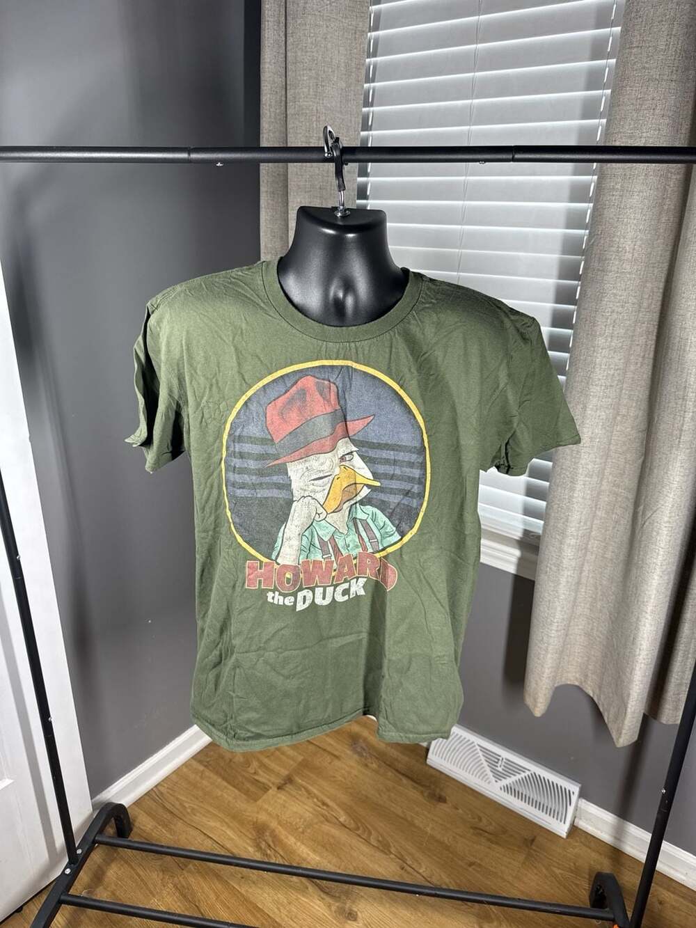 Marvel Howard the Duck Retro Graphic Olive Green T-Shirt XL